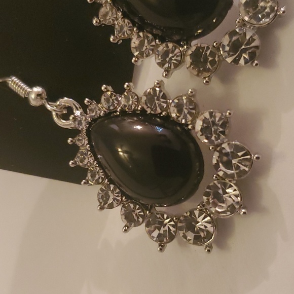 EARRINGS - Picture 2 of 4